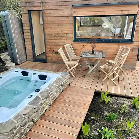 Tinyhouse Minimalus Iii Mit Whirlpool Im Gruenen Casa vacanze