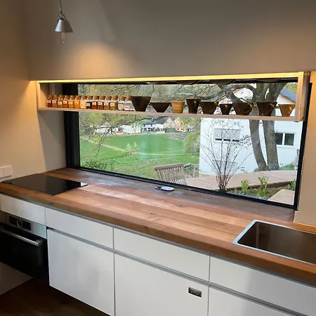 Tinyhouse Minimalus Iii Mit Whirlpool Im Gruenen 度假居 Dessighofen