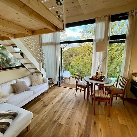 度假居 Tinyhouse Minimalus Iii Mit Whirlpool Im Gruenen